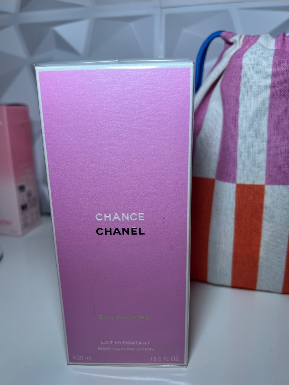 CHANEL Chance Moisturizing Lotion - Pink